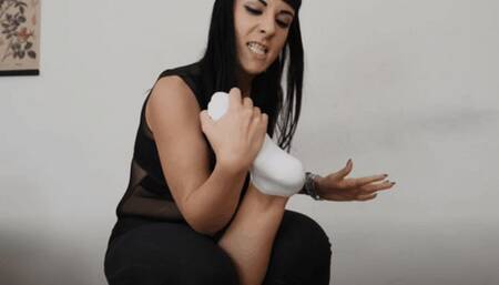 una stupida detective nel covo di Daphne, il destino delle caviglie (2 parte)  - a stupid detective in Daphne's lair, the fate of the ankles (2 part)