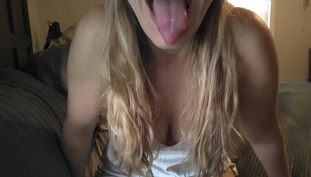 Big mouth over tiny pov