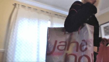 Wanking over your best friends mum - MP4