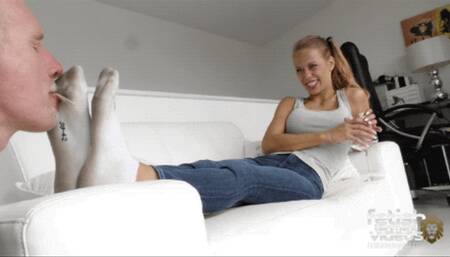 Lick my dusty socks while I am gaming ( Sock Worship with Miss Lilly )  - FULL HD MP4