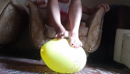 THE BALLOON POPS UNDER MY FEET