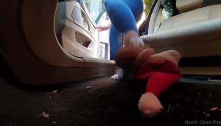 CANDID ACCIDENTAL Plushie trample in White Sneakers