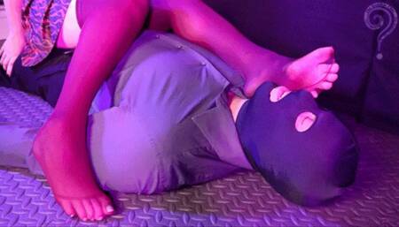 Foot Worship and Facesitting - HD