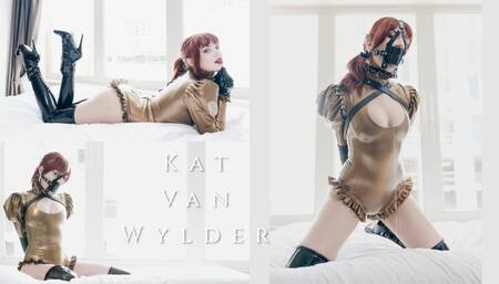 Kat VanWylder Fetcon 2022 Latex