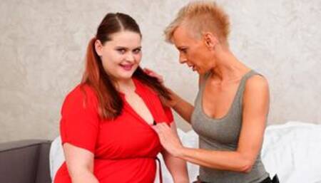 Huge dildos surprise