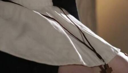 Nun Annychka big natural tits sexy samka