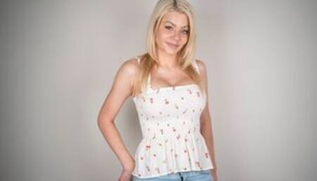 Freshly Fucked Big Tit Blonde Slut Riley Steele