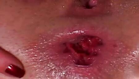 Blonde Nikki Nievez enjoys anal pleasure and cum