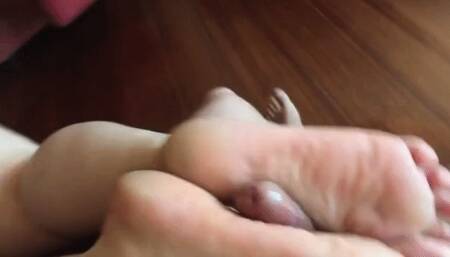 RED TOES REVERSE FOOTJOB - 4K