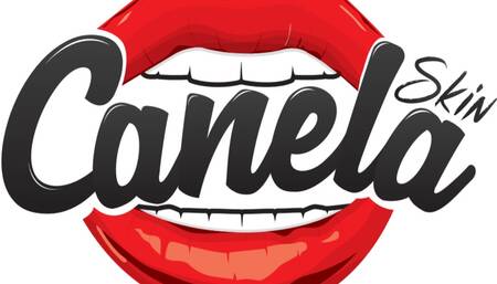 Lesbian with VeronicaLeal trying toys????????????