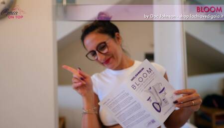 Pumping my pussy and Squirting orgasm with huge vibrator - GaiaOnTop