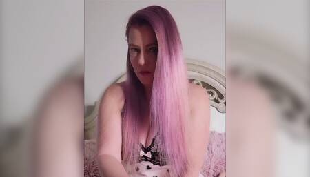 Sexy MILF Nikki POV Handjob and Cumshot