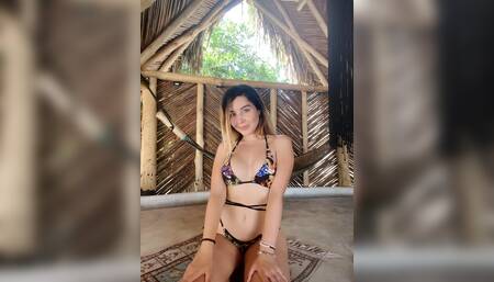 "are you ready to blow your mind? watch me go crazy and play with my sexy body and naughty face, I bet you want to replace my toy with your hard cock hmmmm ????????????????