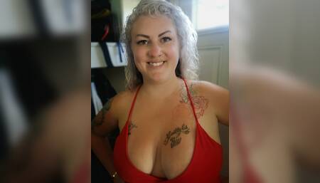 Masturbating with Domi