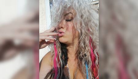 Creamy pussy from fuck machine