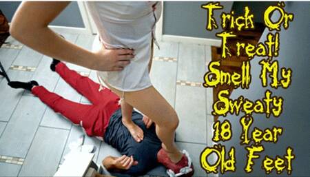 Trick Or Treat! Smell My Sweaty 18-Year-Old Feet (HD 1080P MP4)