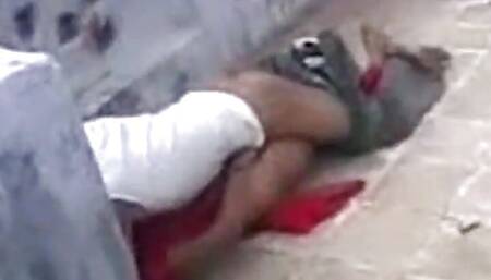 Chhat par pados ki didi mili baat chit ki to mud ban gaye chod diya