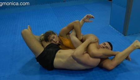 Cocky Larry vs Iza - Rematch