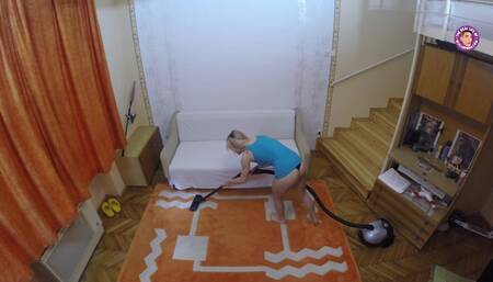 21 Age - Zazie Skymm - by - Mugur Porn - Production , private homemade ,Amazing pussy with a cute young girl . Camera UP . Nr.1