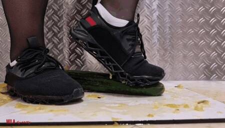 Mila - Crushed fruit in dirty sneakers