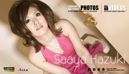 Sucking a fat dick in the bathroom stall in pov