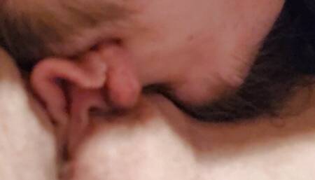 Queens Pussy get Licked and Squirts
