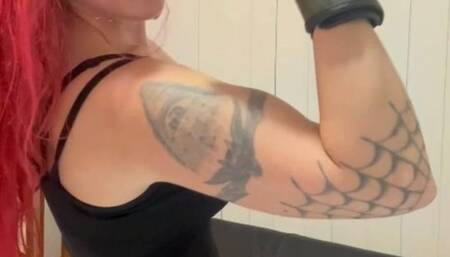 Mistress Red Devil Belly punching Knees In stomach mp4