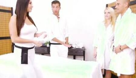 Super Hot Masseuse Feels Naughty and Fucks Married Customer - Karlee Grey 3