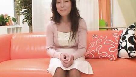 Gigantic Tit chinese Dark Hair Masako Suzuki Comes Home to boyfriend to Boned
