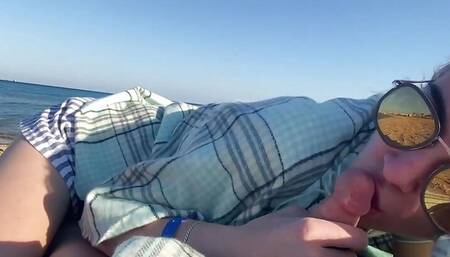 I'm cheating on my wife. Dangerous blowjob on the beach from a young mistress