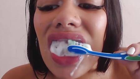 Brushing my teeth with cum - Catalina Days