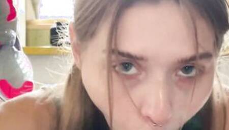 Californiababe blows penis 30 days into a row. Day 7