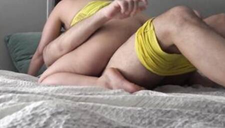 Un beurette arabe avec un cul magnifique et se fait enculer