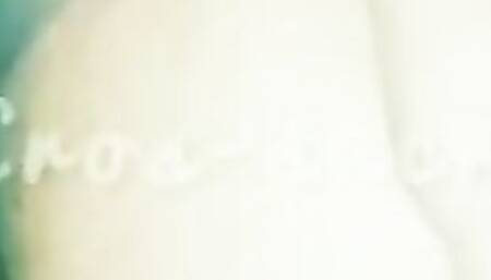 سخيف في العمل