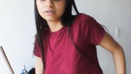 me follo a mi hermanastro despues que invento un falso dolor- porno en español