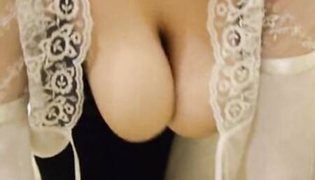 Big Tit secretary reveals her jugs and plays with them