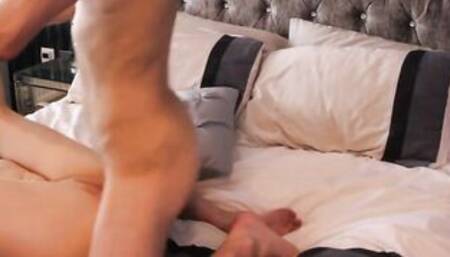 Amateur curvy mom getting feet blown whilst leaking snatch getting screwed | Feet Series | Maddies World