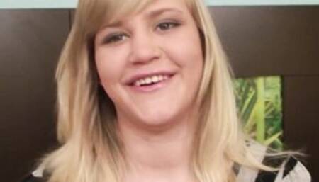 Young Blonde Has Her Vagina Creampied