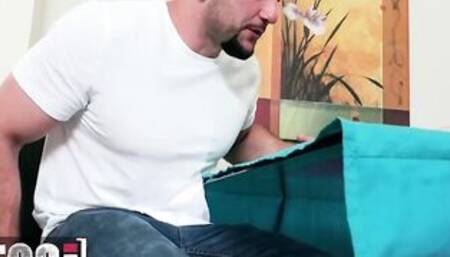 2 goddess Dark Hair Babes – Kelsi Monroe and Gia Paige