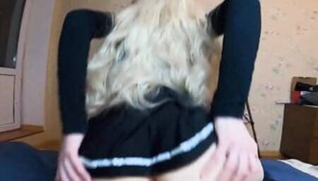 MY SWEET BIMBOS LOVES TO SUCK COCK