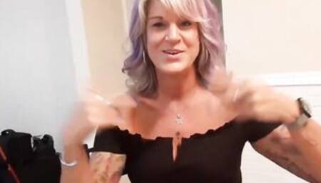 BTSporno-Behind the scenes with hipster milf Lis Tattooed