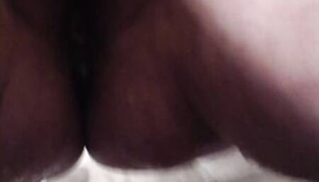 V715 pissing leaks for the holidays from sexpot DawnSkye