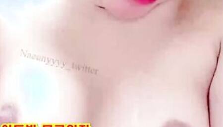 트위터 나은이 Naeunyyyy 클리보니까 잘싸게 생겼네 빽보 풀버전은 텔레그램 SB892 온리팬스 트위터 한국 최신 국산 성인방 야동방 빨간방 Kore