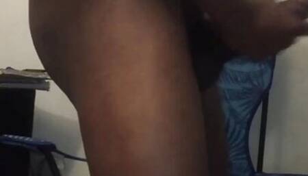 Glorious cum with 21 inches cock