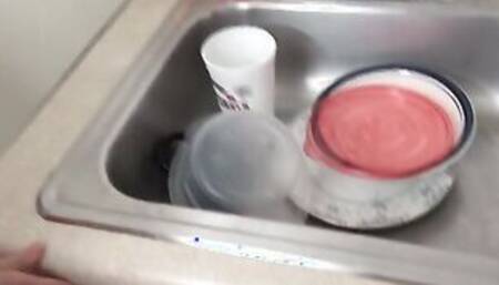 Clean Yourself Up - S1:E8