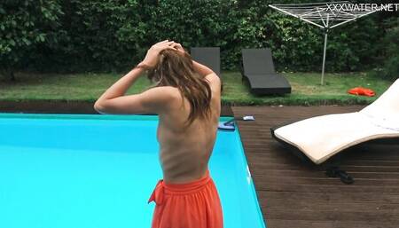 Hd porn with marvelous chick from Underwater Show