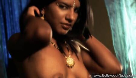 Brunette Babe Is Perfect When Naked with Her Flawless Body