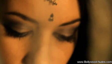 Exoitc Belly Dancing MILF