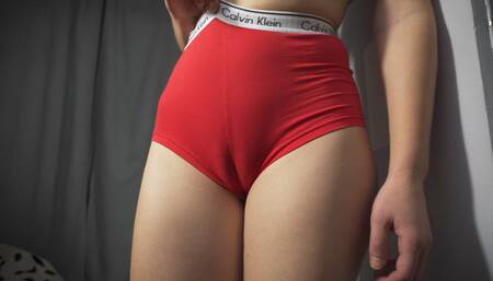 Teen Amateur In Calvins Teasing Her Sexy Cameltoe