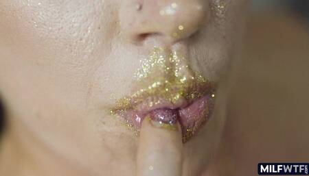 Cougar likes to party now that shes single again